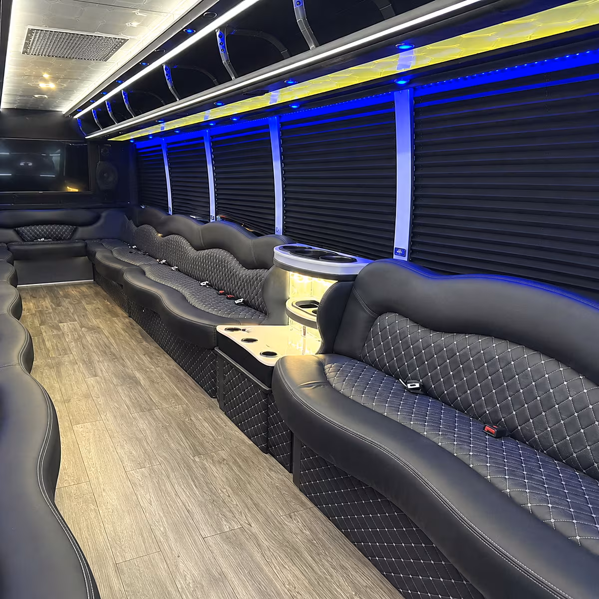 baton rouge holiday party bus rental