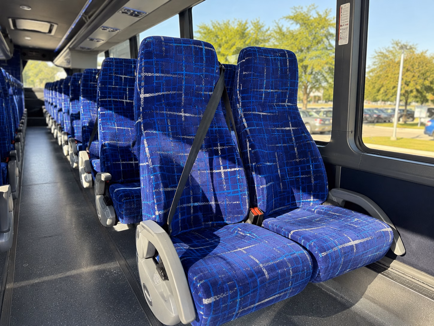 baton rouge metropolitan airport btr charter bus pickups and drop offs