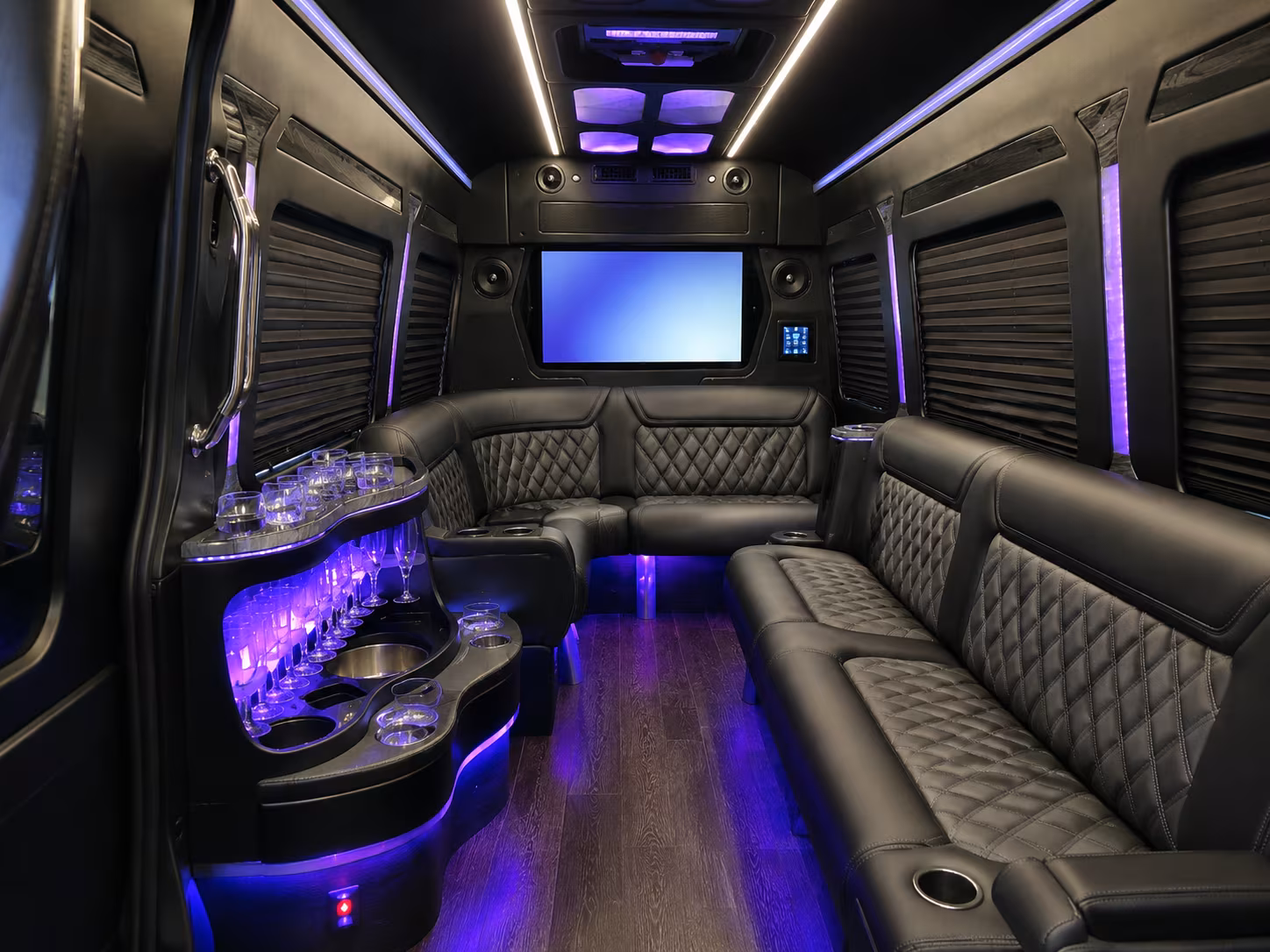 buses for bayou country superfest and tiger stadium concert events