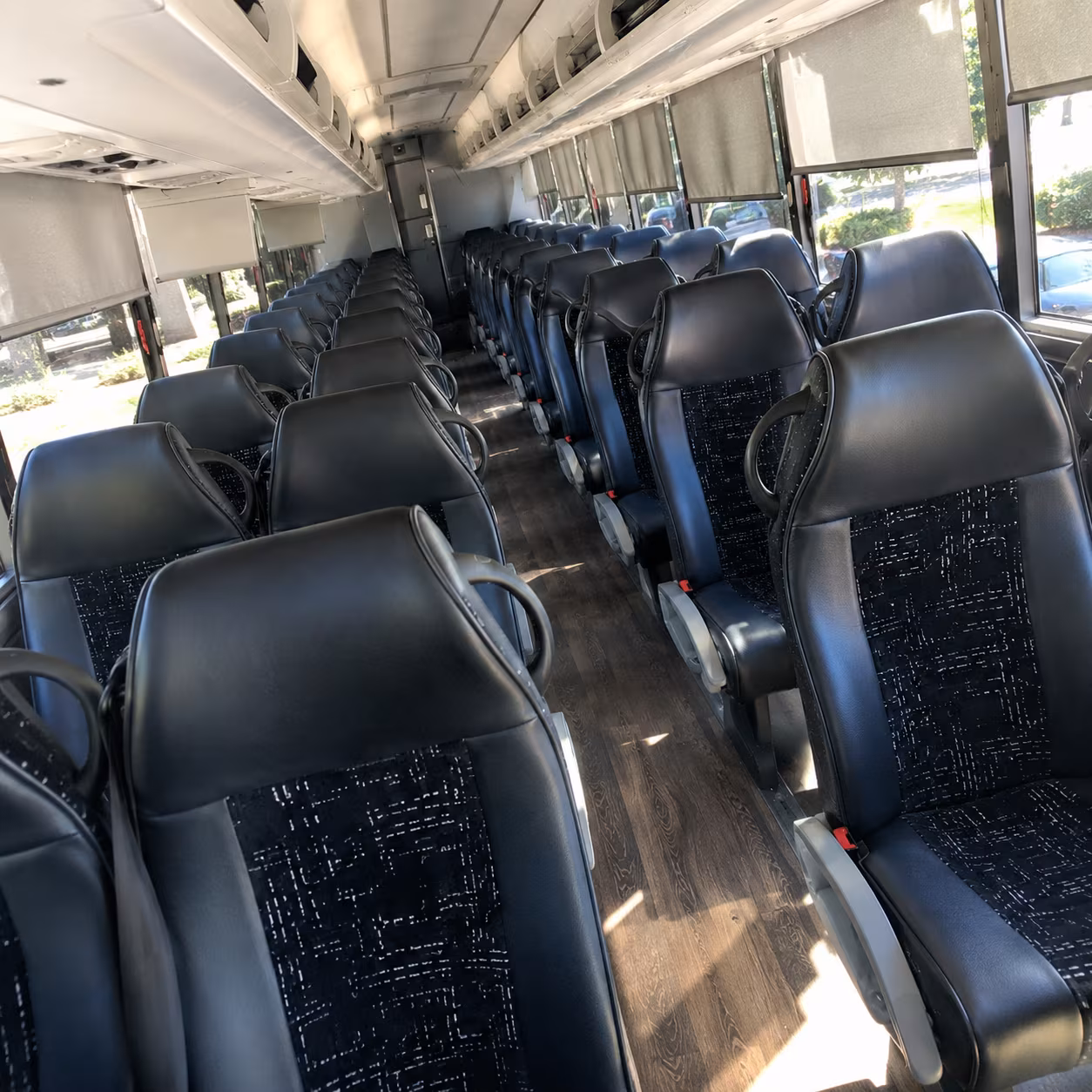 charter buses for louisiana state capitol field trips in baton rouge