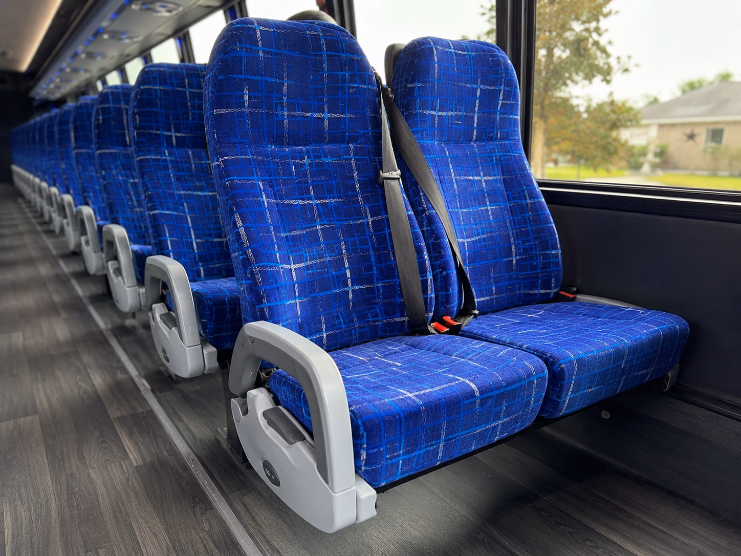 charter buses to lsu tiger stadium on game day
