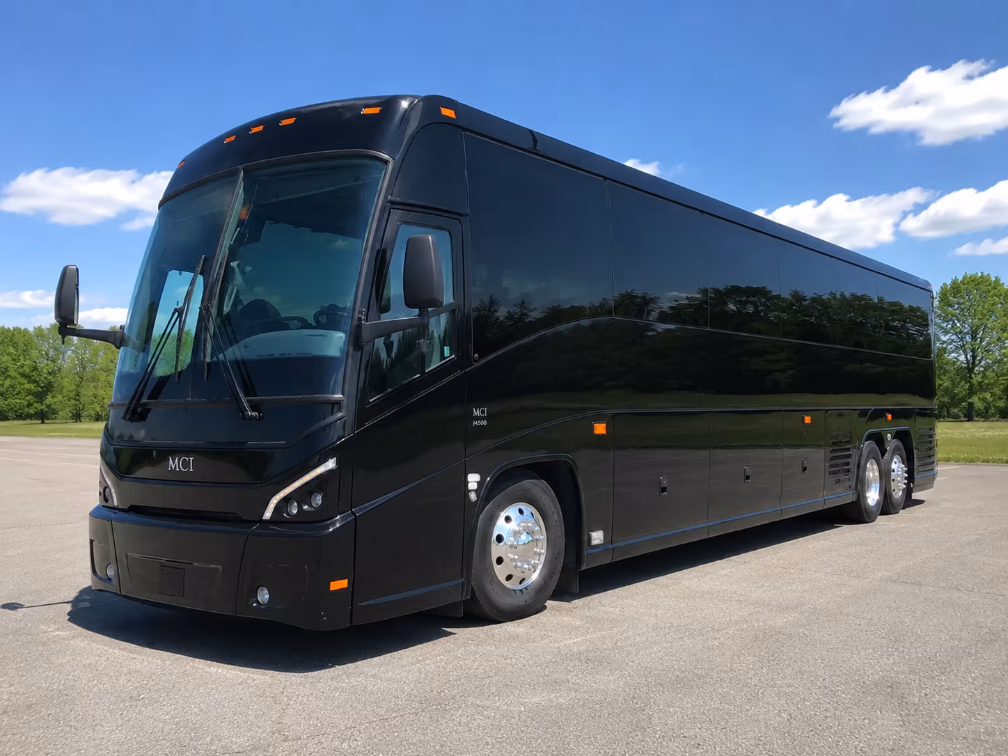 fan buses to saints and pelicans games in new orleans