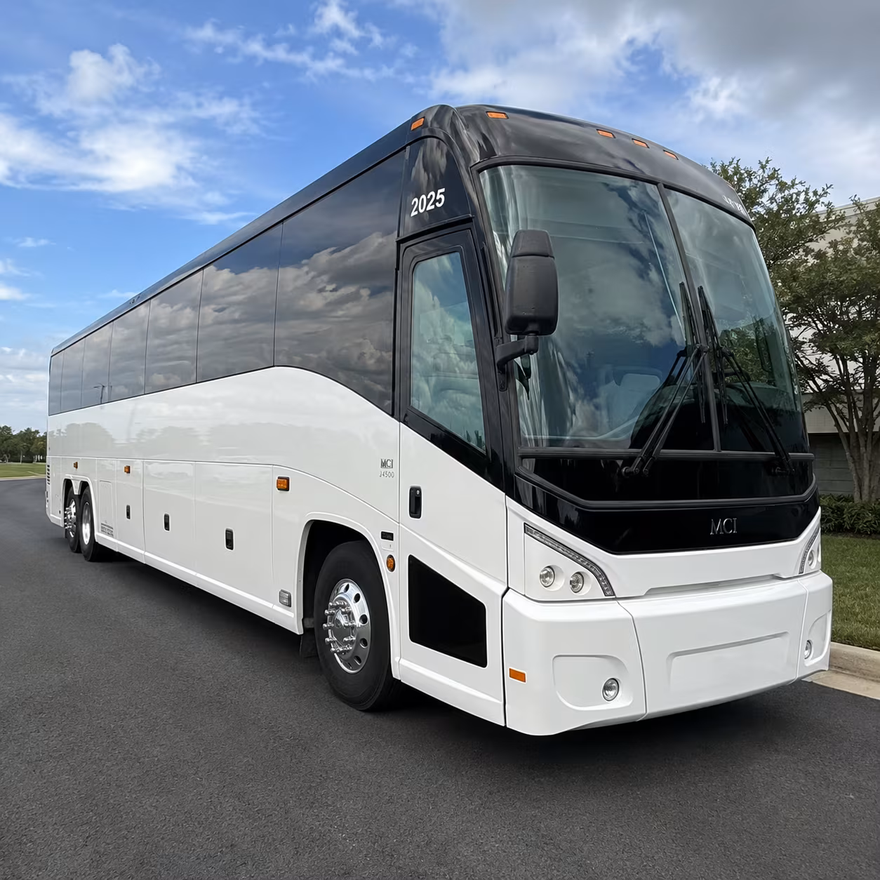 hotel to venue corporate event buses across greater baton rouge