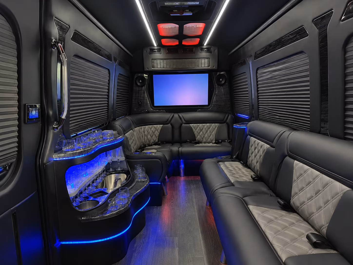 long distance bus rentals from baton rouge to memphis and nashville